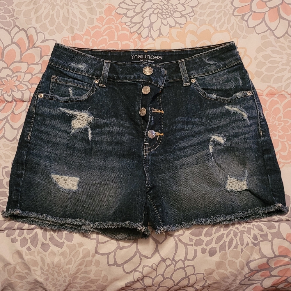 Maurcies High rise shorts